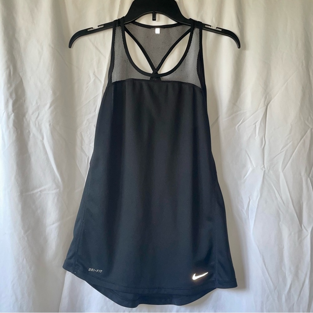 Nike Dri-Fit razorback